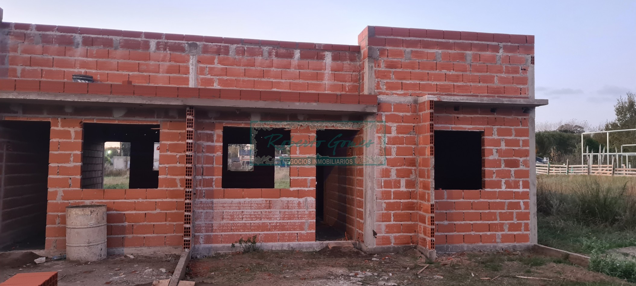 CHALET EN CONSTRUCCION CON 1/2 LOTE