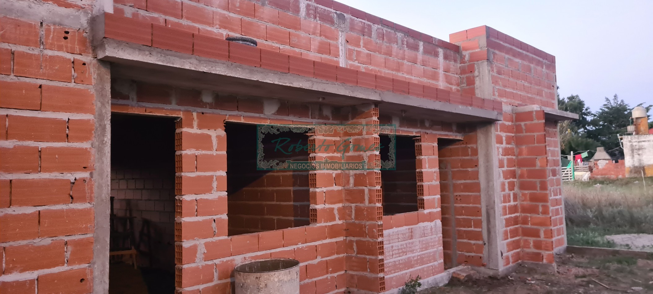 CHALET EN CONSTRUCCION CON 1/2 LOTE