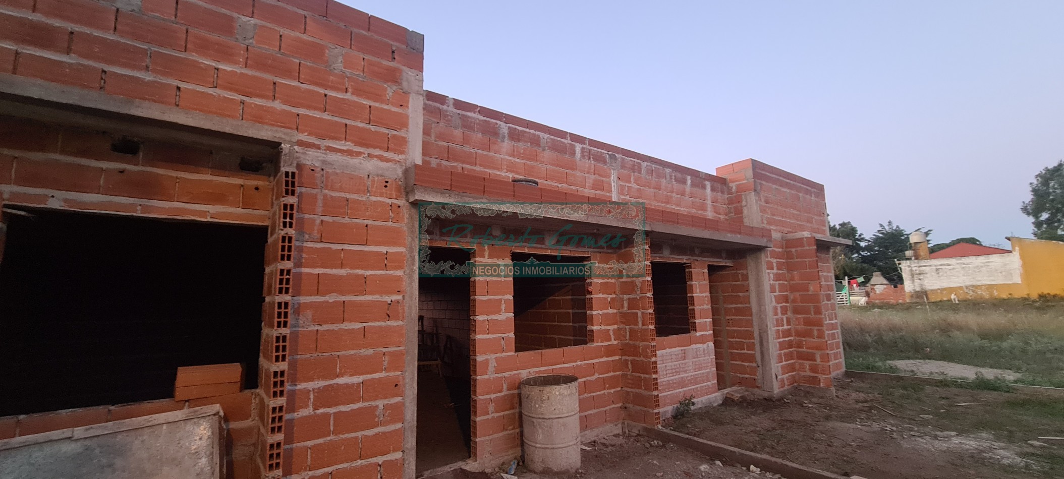 CHALET EN CONSTRUCCION CON 1/2 LOTE