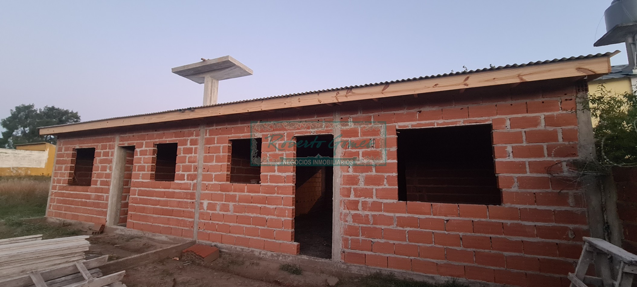 CHALET EN CONSTRUCCION CON 1/2 LOTE