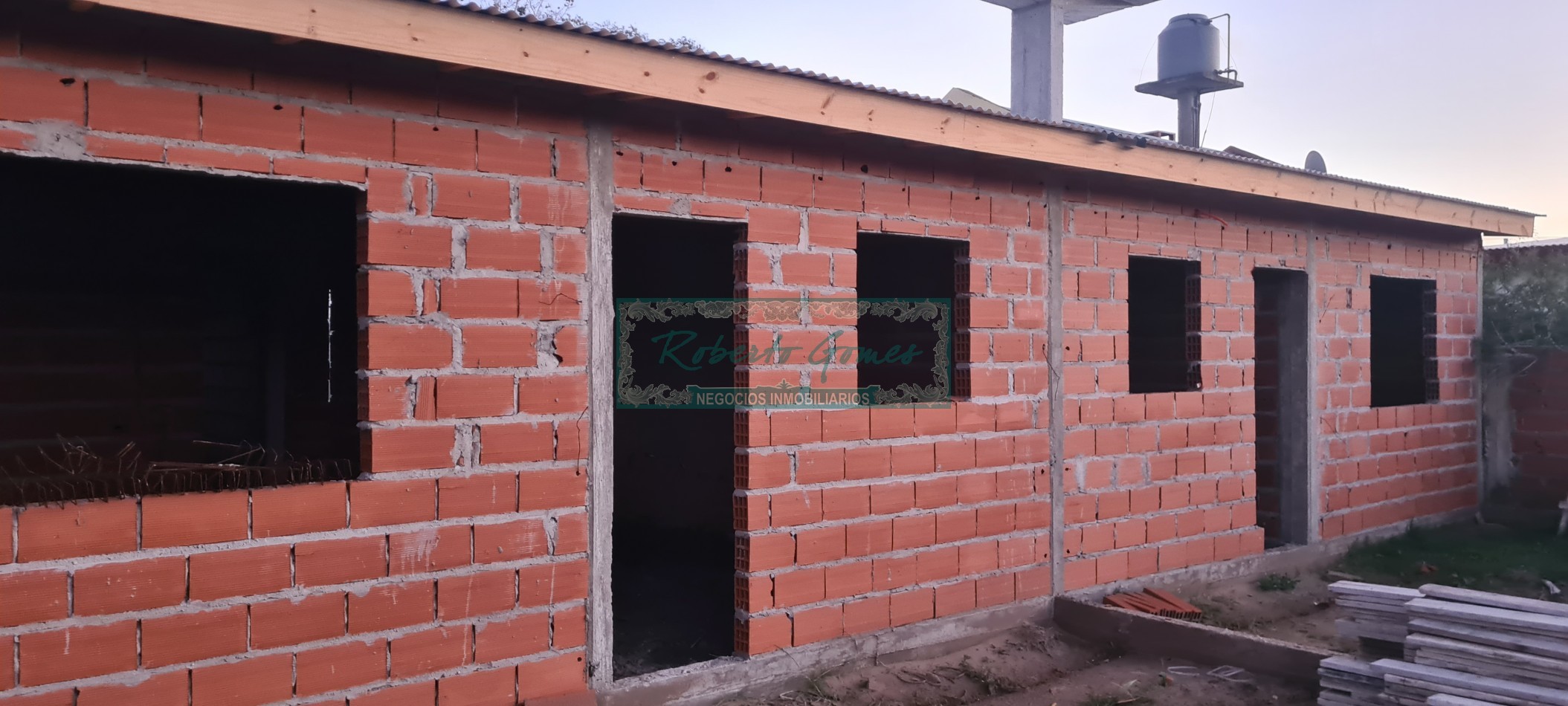 CHALET EN CONSTRUCCION CON 1/2 LOTE
