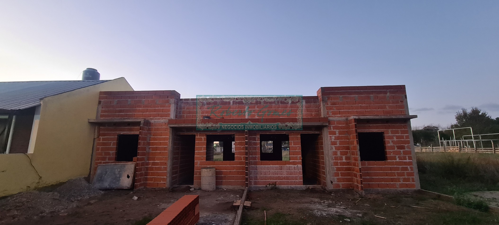 CHALET EN CONSTRUCCION CON 1/2 LOTE