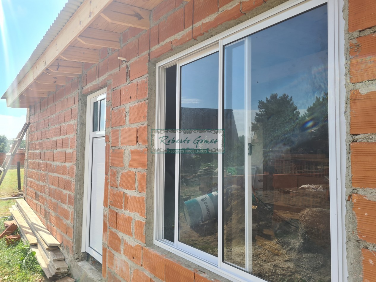 CHALET A ESTRENAR (PH) EN MAR DEL TUYU