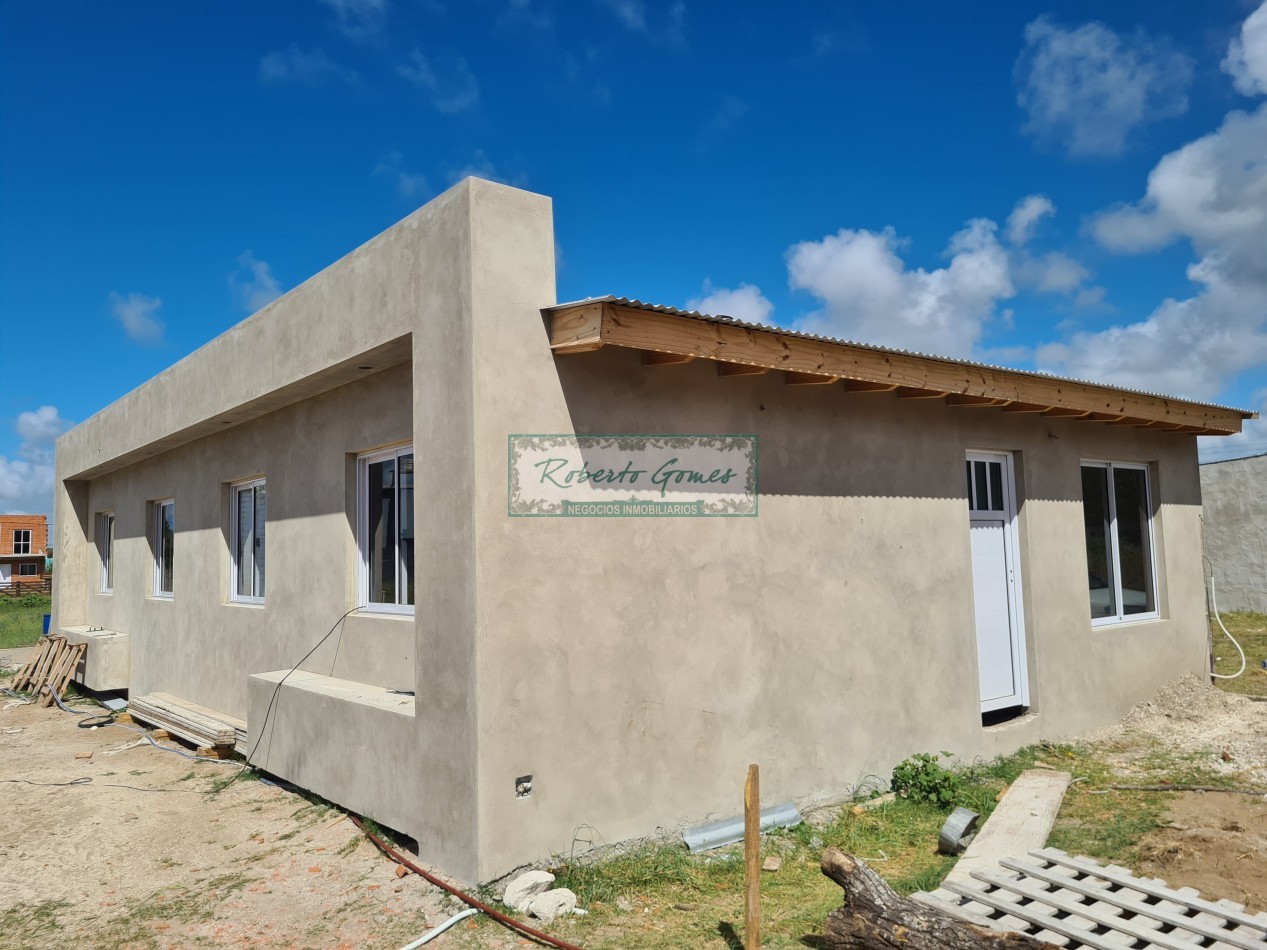 CHALET A ESTRENAR (PH) EN MAR DEL TUYU