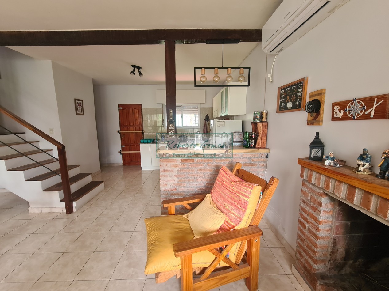 DUPLEX con medio terreno al limite de Costa del Este