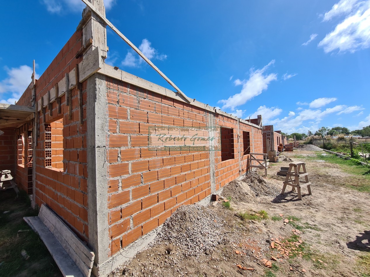 CHALET (ph) EN DESARROLLO FINANCIADO