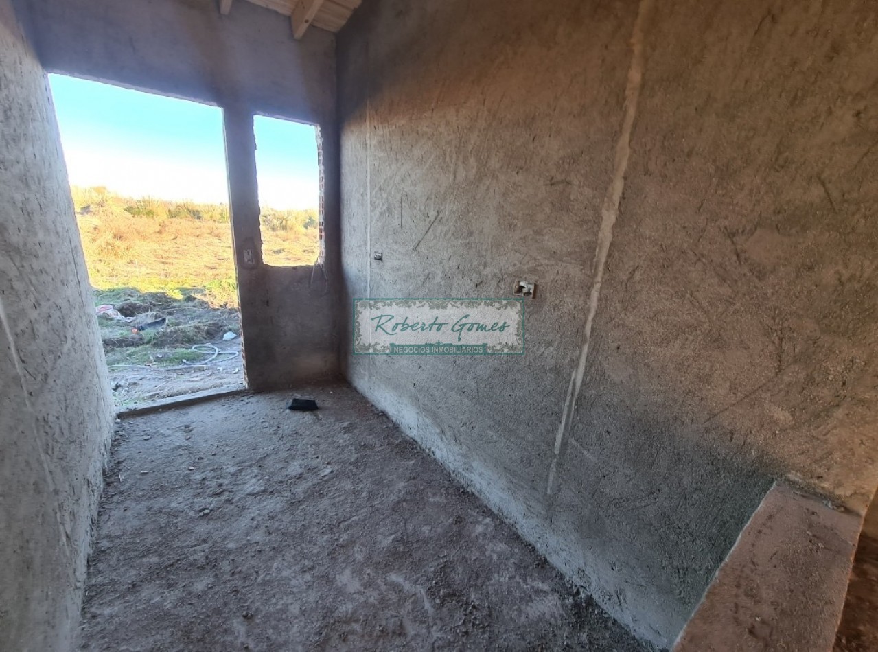 CHALET en construccion con 1/2 lote