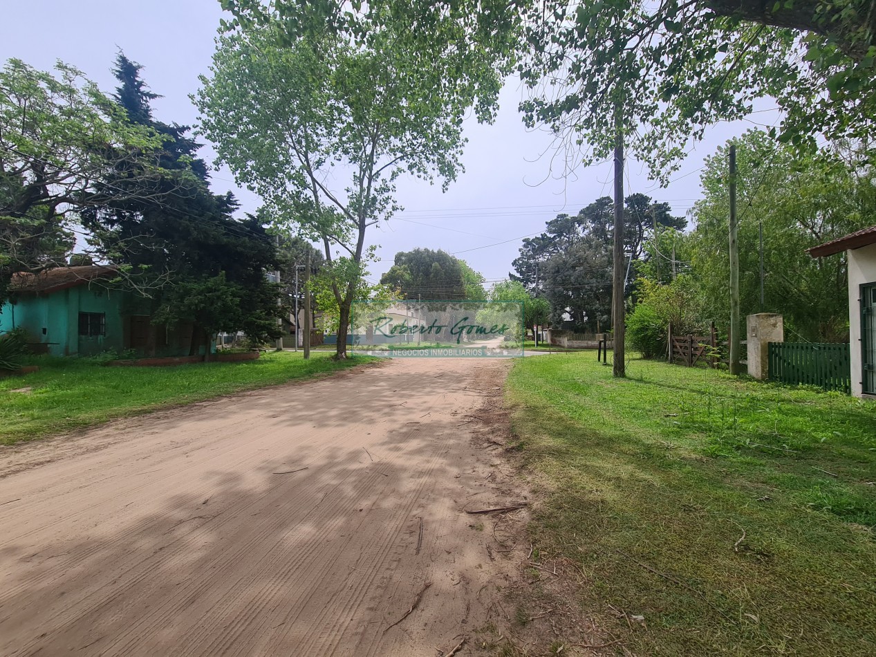 DUPLEX con medio terreno al limite de Costa del Este