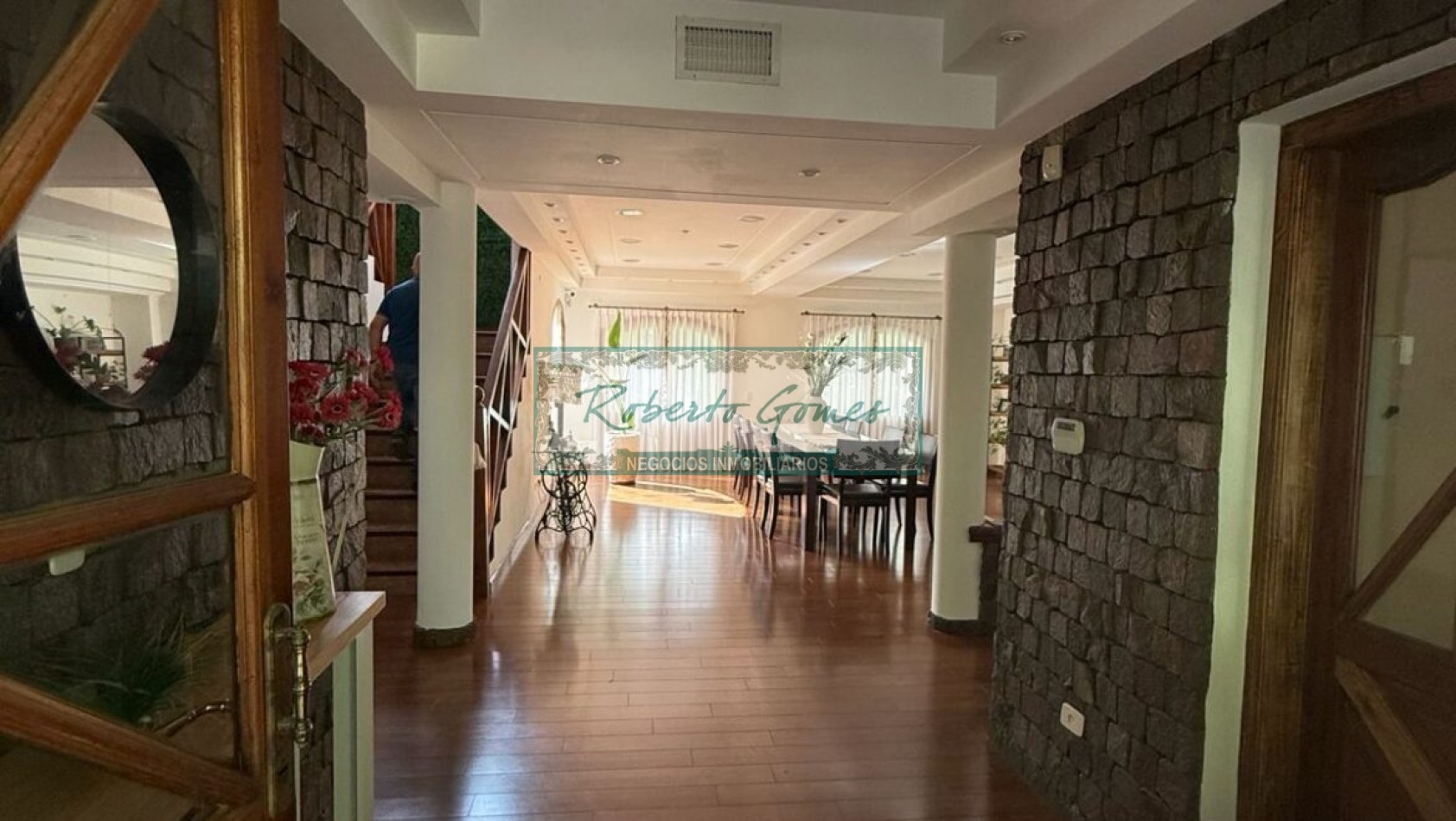 Espectacular casa con enorme terreno