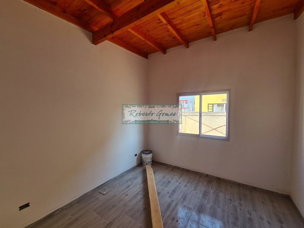 CASA 4 AMBIENTES (ph)