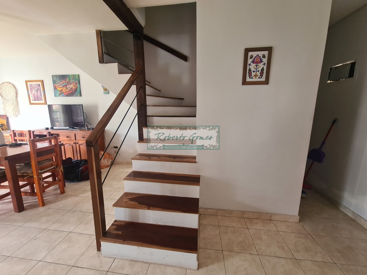 DUPLEX con medio terreno al limite de Costa del Este
