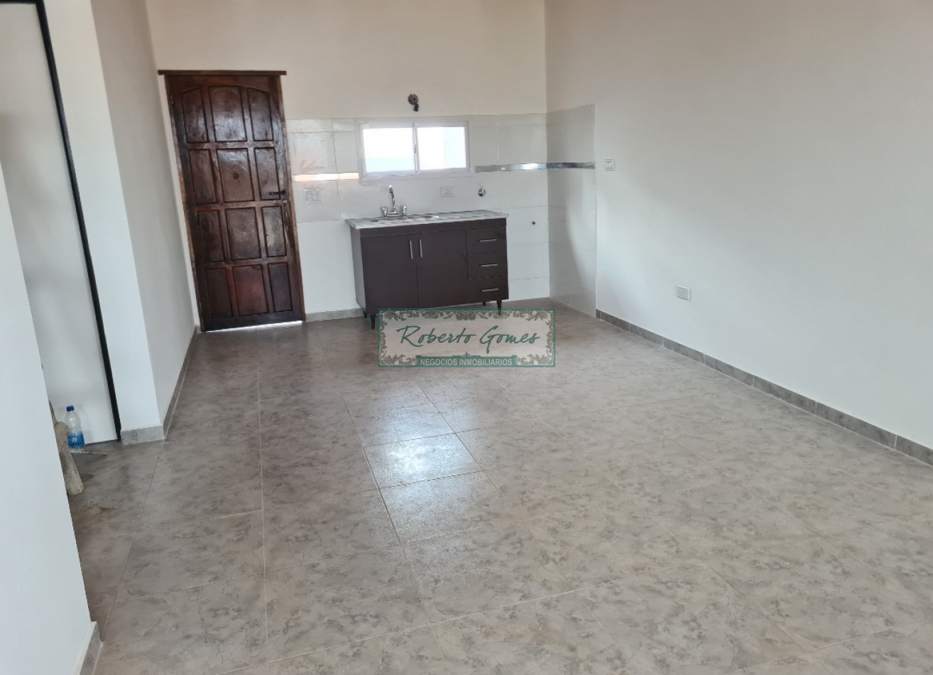 HERMOSOS DEPARTAMENTOS DE 3 AMBIENTES a 150 mts de la playa