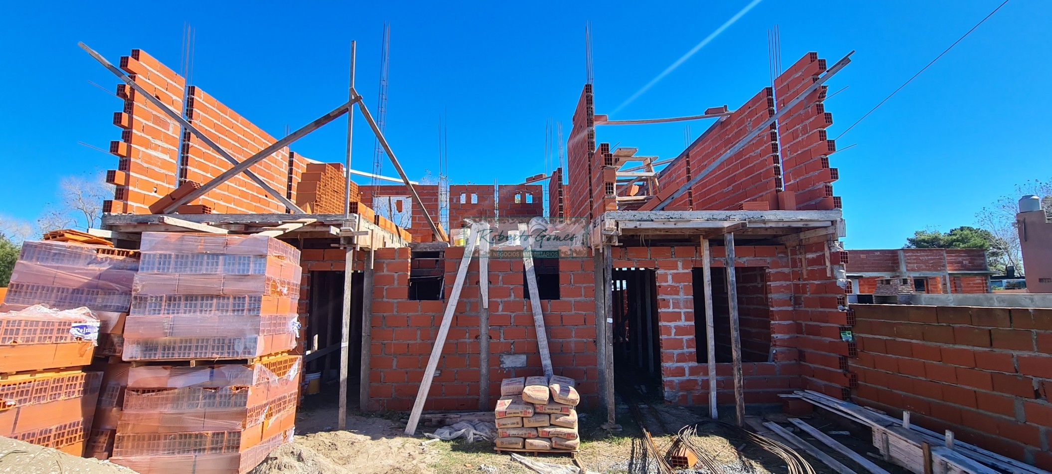 DUPLEX en MAR DEL TUYU con financiacion