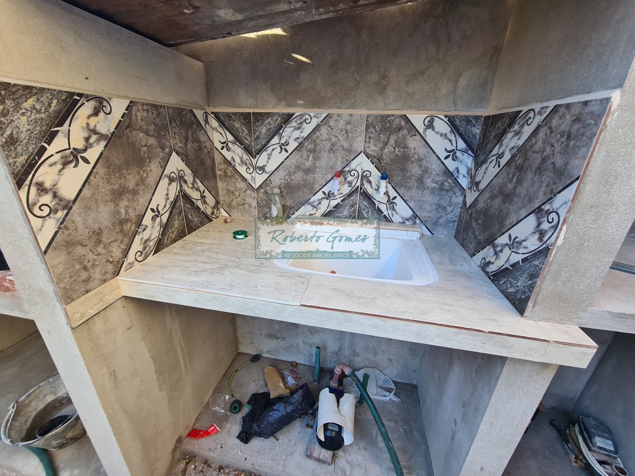 CHALET (ph) 3 AMBIENTES A 6 CUADRAS DEL MAR EN MAR DEL TUYU