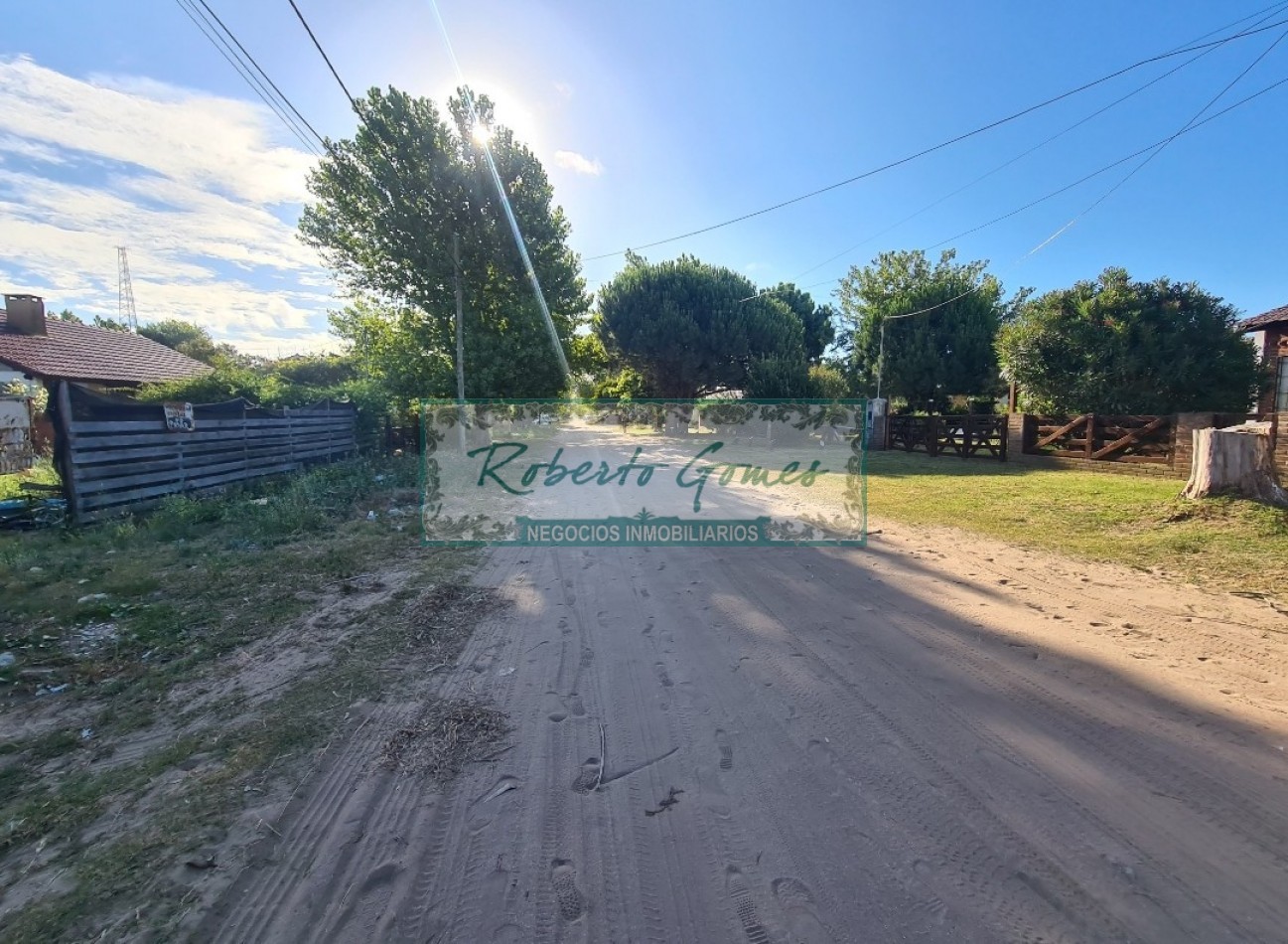 VENTA DE CHALET (de pozo) en linda zona de playas