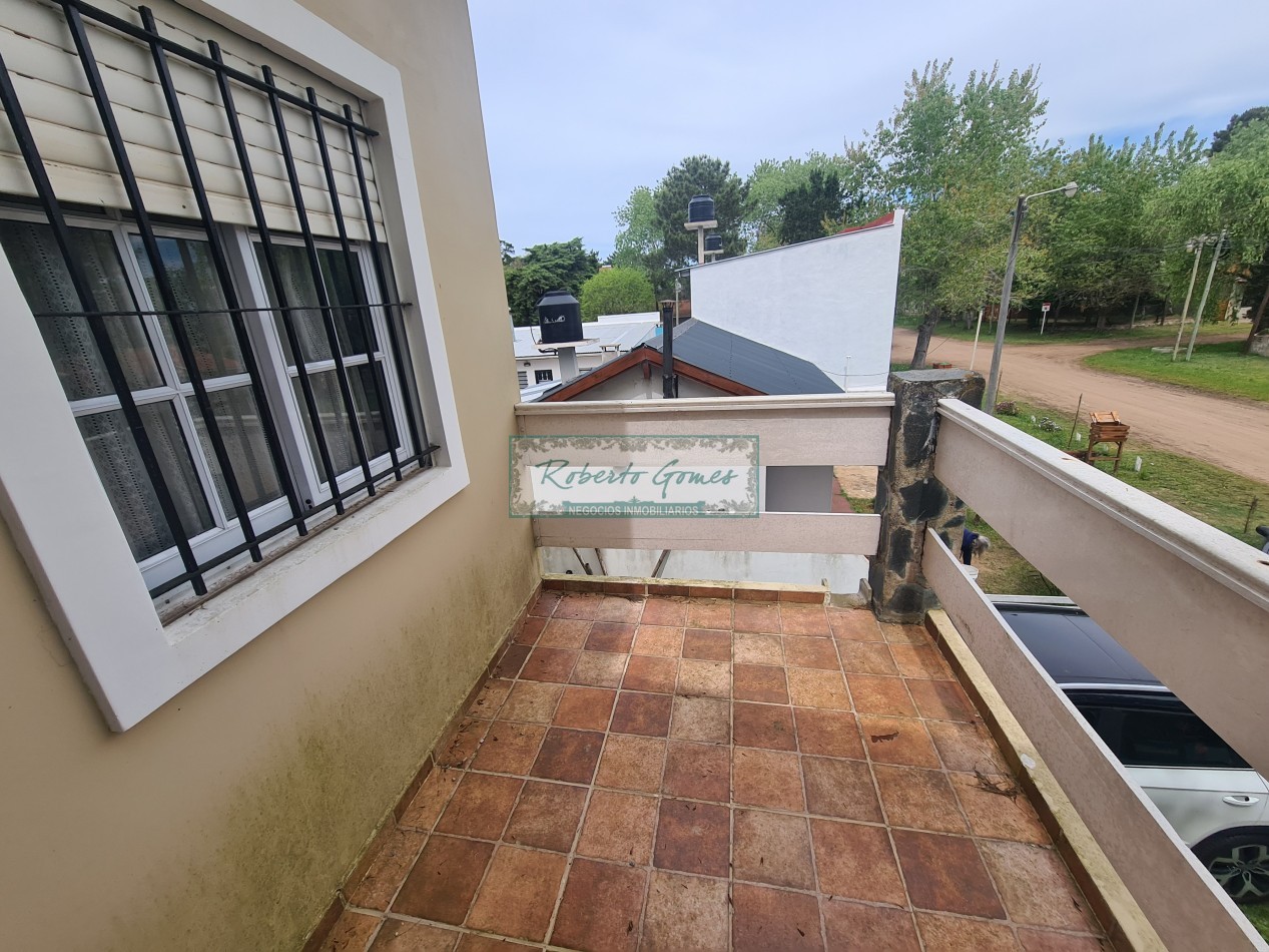 DUPLEX con medio terreno al limite de Costa del Este