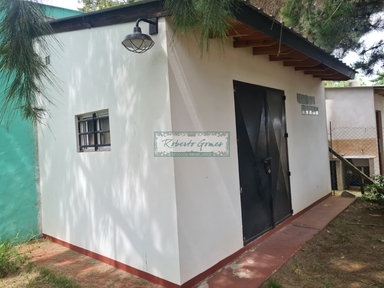 DUPLEX con medio terreno al limite de Costa del Este