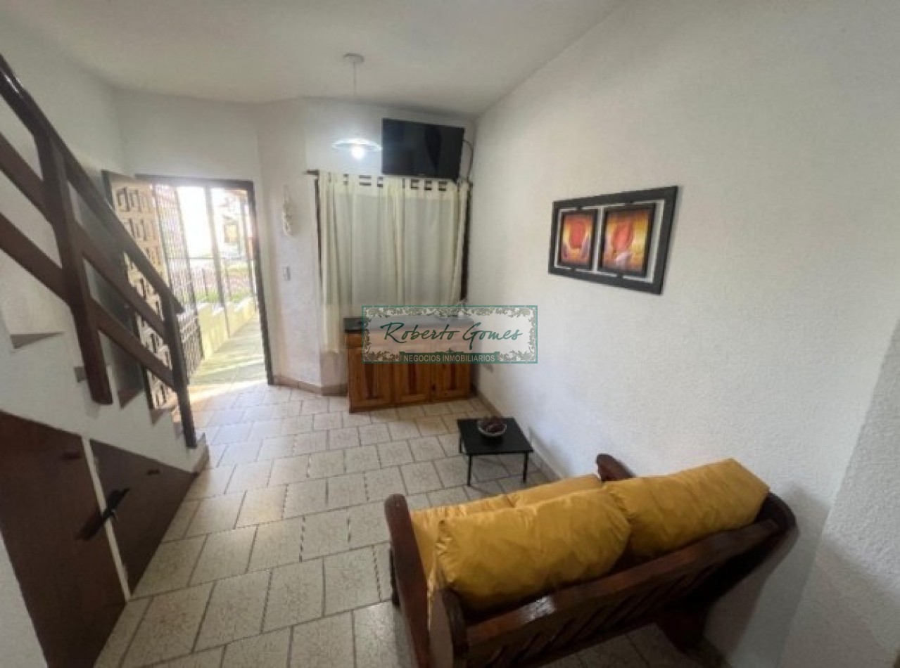 DUPLEX CLASICO DE 3 AMB. EN SANTA TERESITA (SUR)