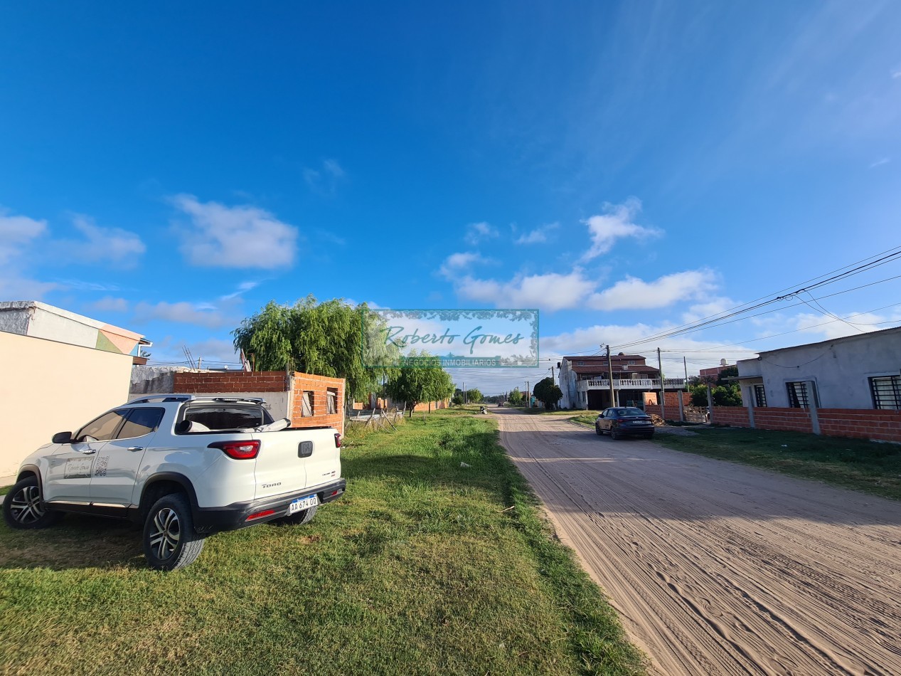 CHALET (ph) 3 AMBIENTES a metros de terminal Mar del Tuyu