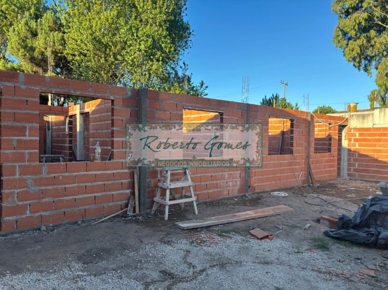 VENTA DE CHALET (de pozo) en linda zona de playas