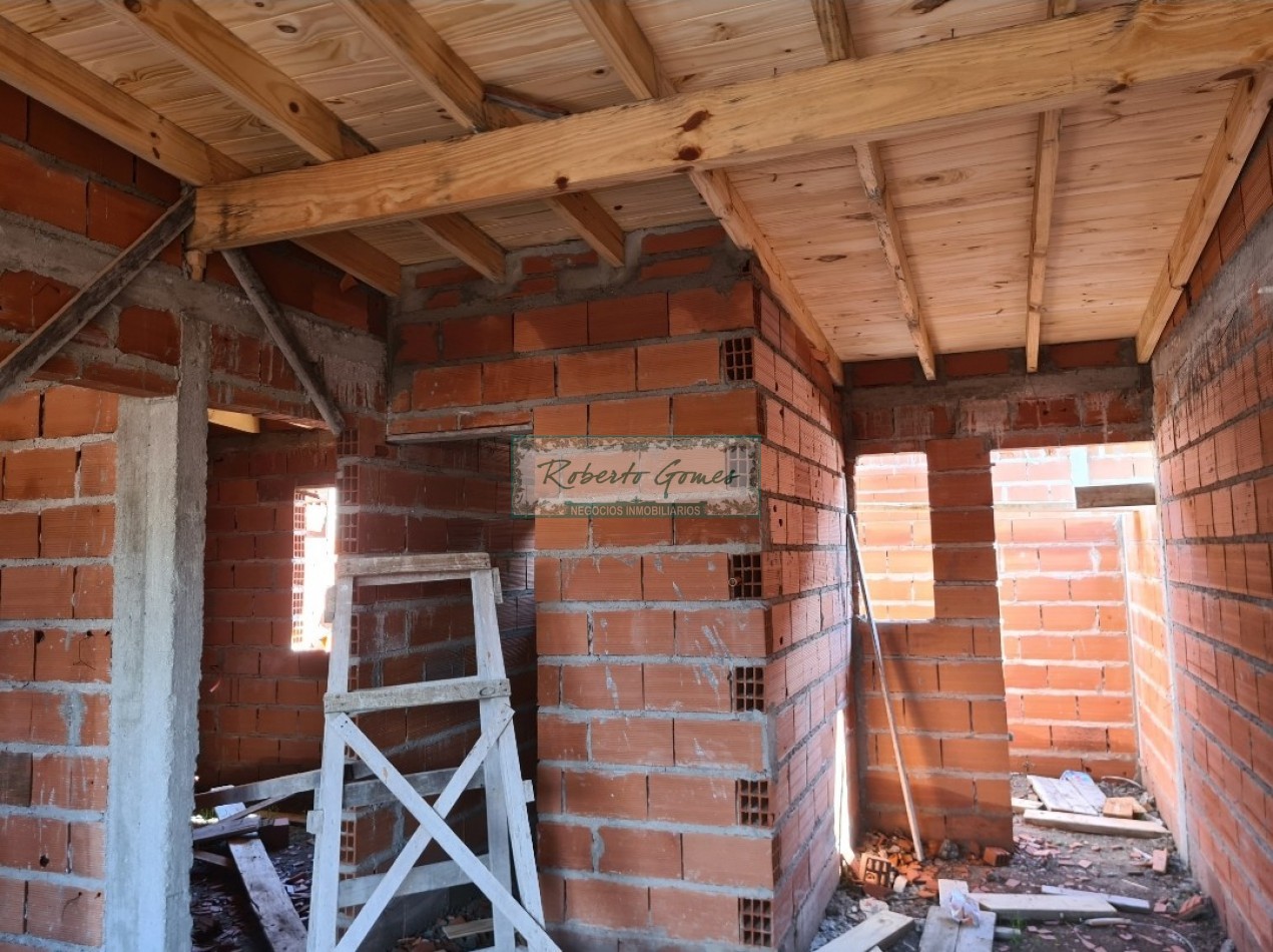 VENTA DE CHALET (de pozo) en linda zona de playas