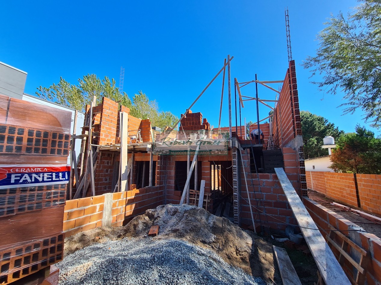 DUPLEX 3 amb. a mts terminal mar del Tuyu