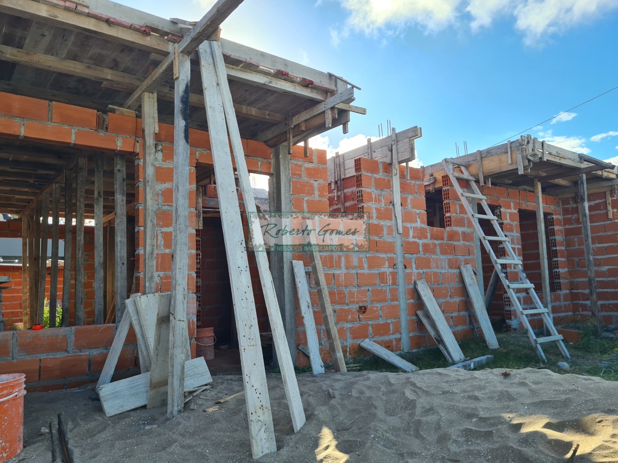 DUPLEX en MAR DEL TUYU con financiacion