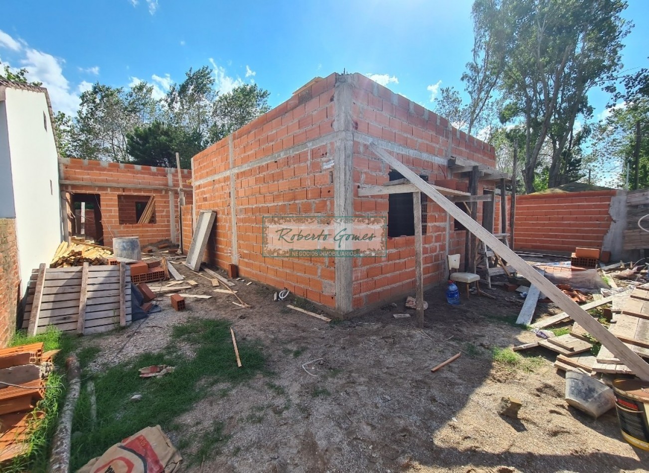 VENTA DE CHALET (de pozo) en linda zona de playas