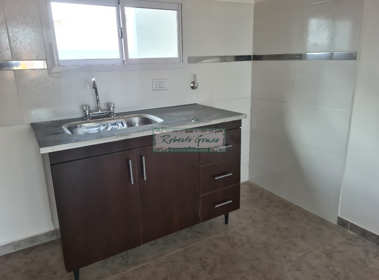 HERMOSOS DEPARTAMENTOS DE 3 AMBIENTES a 150 mts de la playa