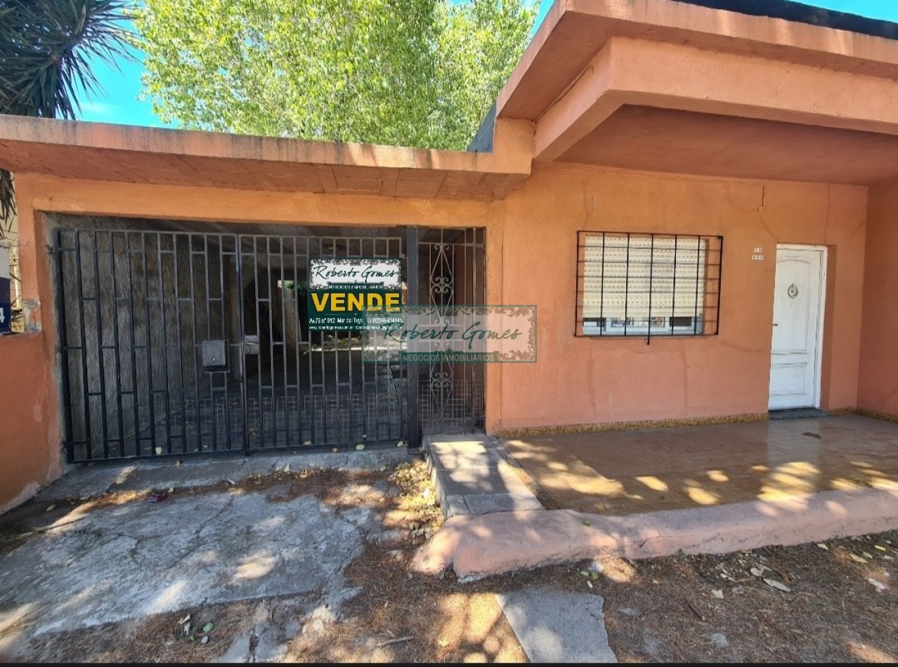 CASA EN LOTE PROPIO SOBRE AVENIDA PRINCIPAL