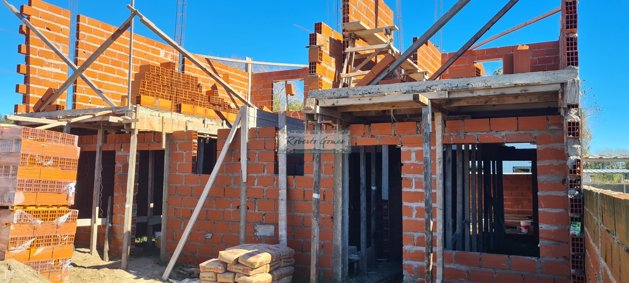 DUPLEX en MAR DEL TUYU con financiacion