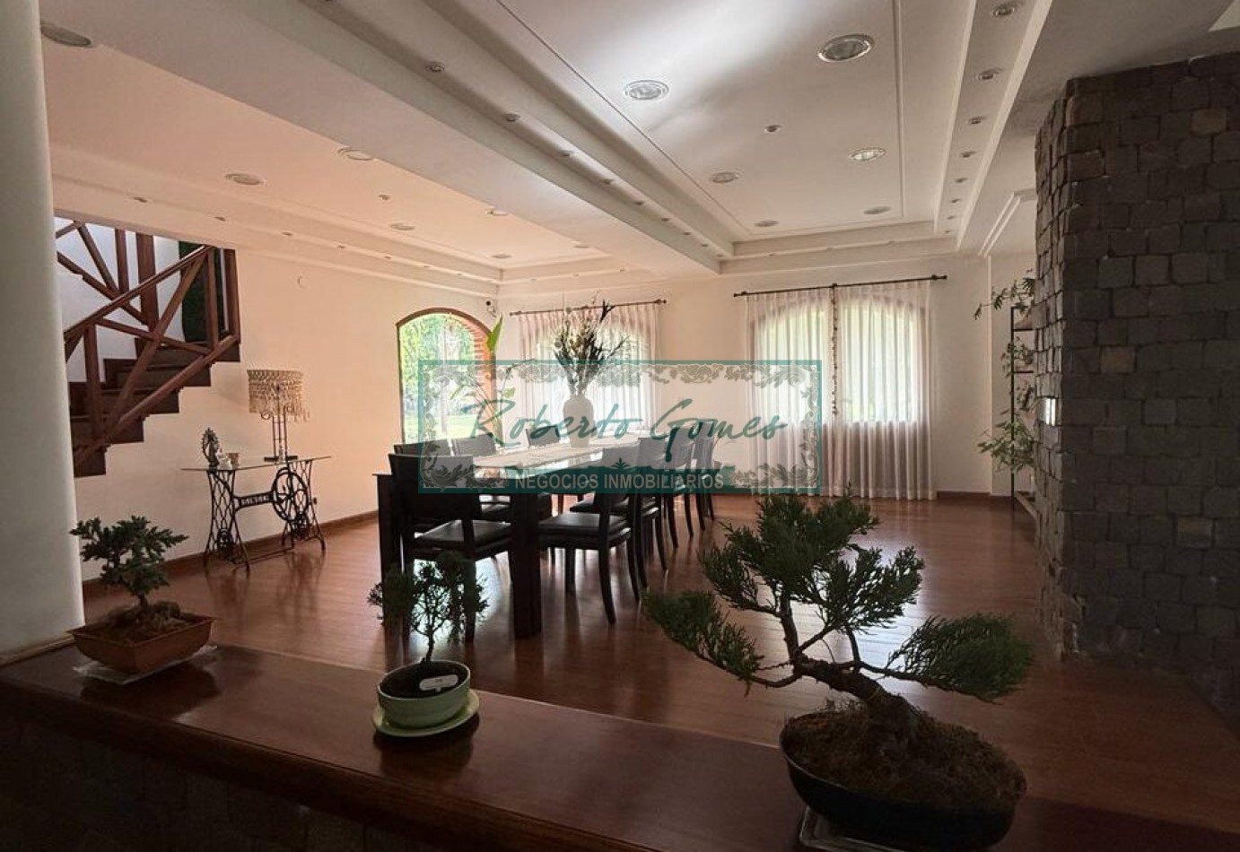 Espectacular casa con enorme terreno