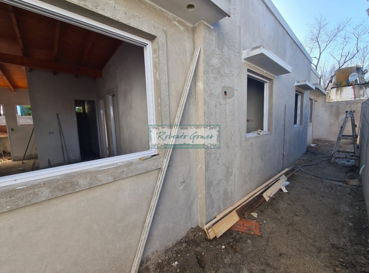 VENTA DE CHALET (de pozo) en linda zona de playas