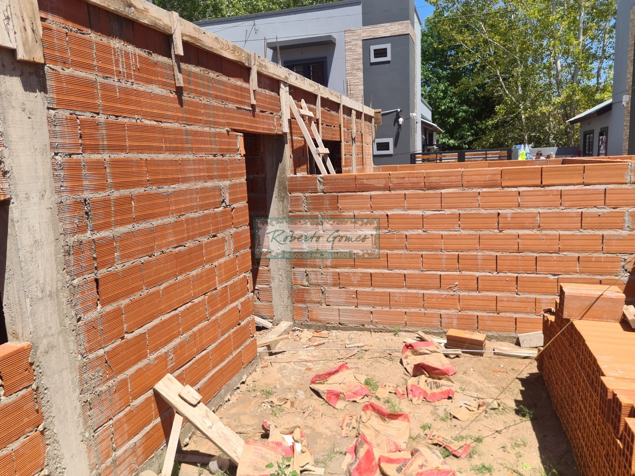 DUPLEX 3 amb. a mts terminal mar del Tuyu