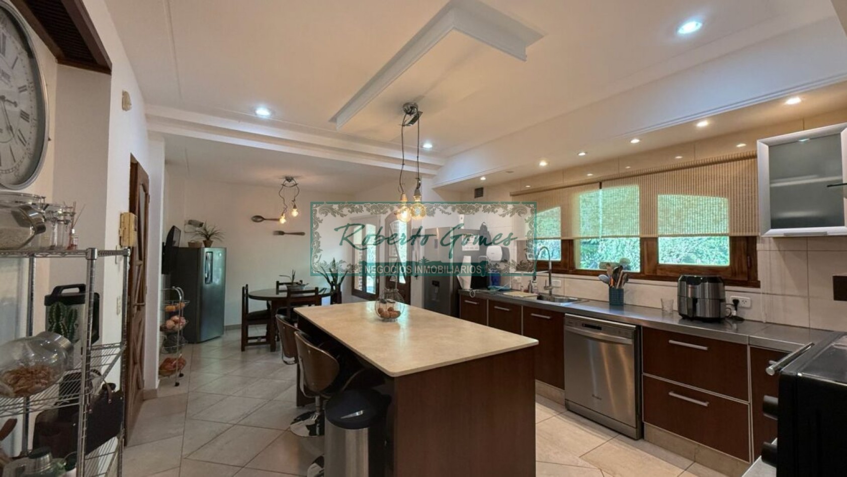 Espectacular casa con enorme terreno