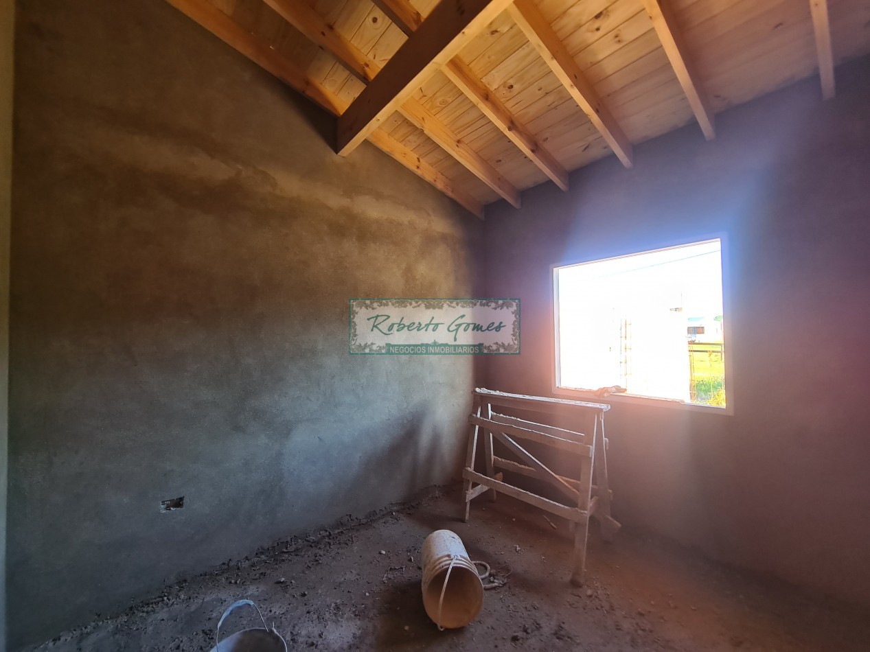 CHALET DE 3 AMBIENTES con 1/2 LOTE