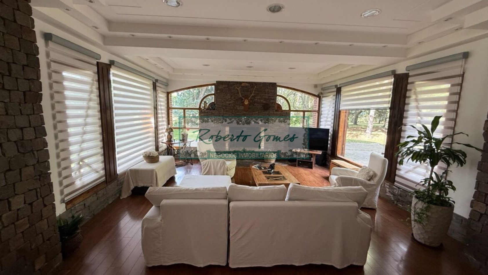 Espectacular casa con enorme terreno