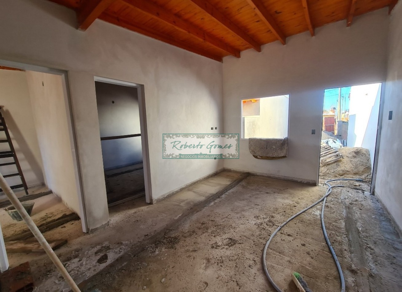 VENTA DE CHALET (de pozo) en linda zona de playas