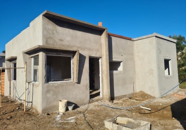 CASA 4 AMBIENTES (POZO/ph)