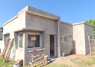 CASA 4 AMBIENTES (ph)