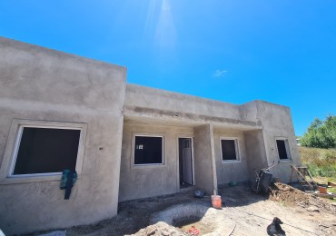 HERMOSOS CHALET EN CONSTRUCCION SOBRE AV.79 en MAR DEL TUYU