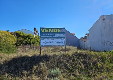 LOTE en MAR DEL TUYU - OPORTUNIDAD FRENTE AL MAR