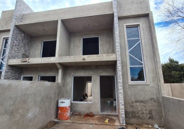 DUPLEX 3 amb. a mts terminal mar del Tuyu