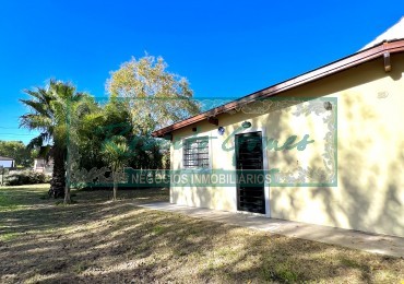 Hermosa casa sola en lote
