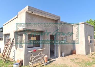 CASA 4 AMBIENTES (ph)