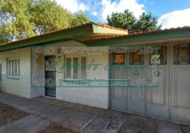 Casa en lote propio en Mar del Tuyu