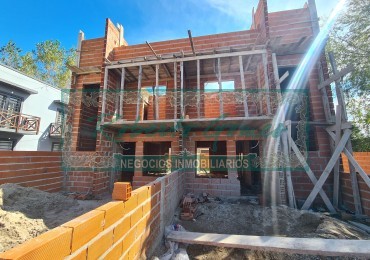 DUPLEX 3 amb. a mts terminal mar del Tuyu