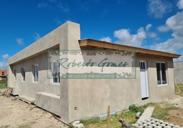 CHALET A ESTRENAR (PH) EN MAR DEL TUYU