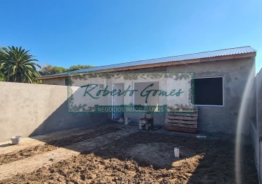 CHALET DE 3 AMBIENTES con 1/2 LOTE