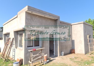 CASA 4 AMBIENTES (ph)